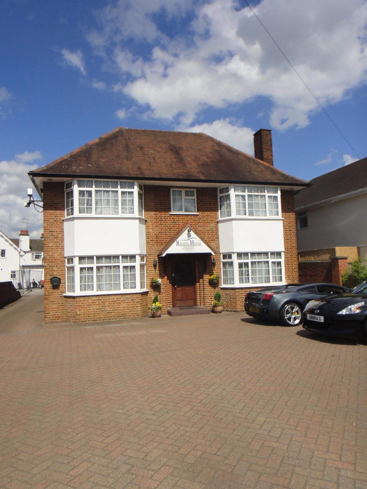 Gibtel Lodge & Cafe Slough Exterior foto
